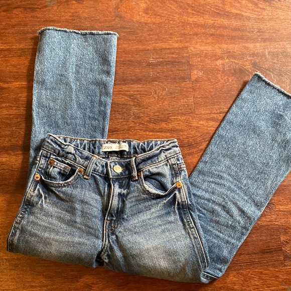 Zara Kids Stone Washed Blue Denim Jeans Bell Bottoms  Pants Size 7 - Picture 8 of 11